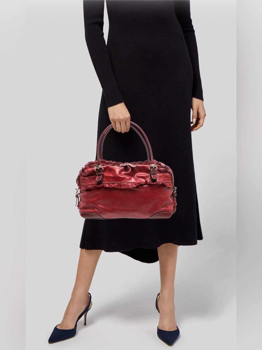 Gucci Sabrina Ruffle Leather Shoulder Bag - Picture 12 of 12
